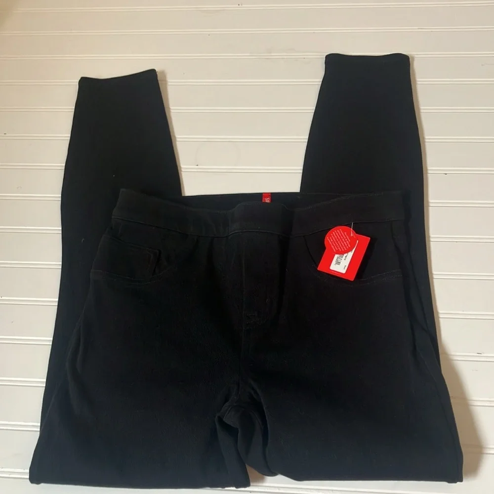 Spanx Jeanish Ankle Legging: size medium - Picture 4 of 8